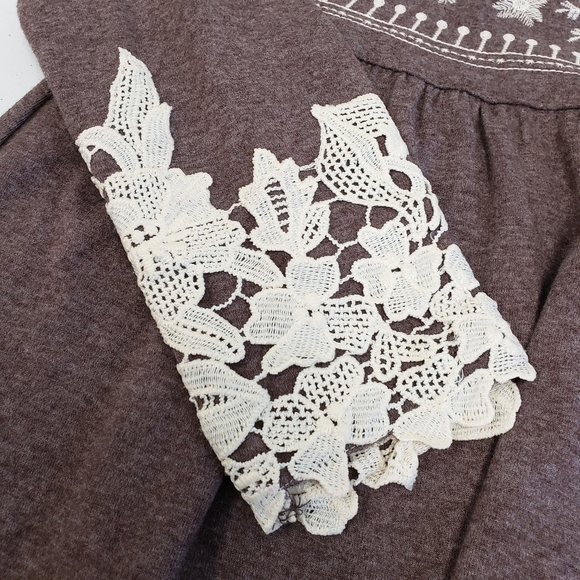 Tennessee Honey Embroidered Lace Top Size Small - Picture 5 of 7